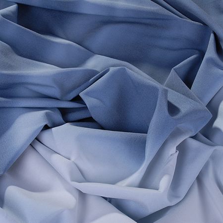 Riflovina pružná batika světle/tmavě modrá