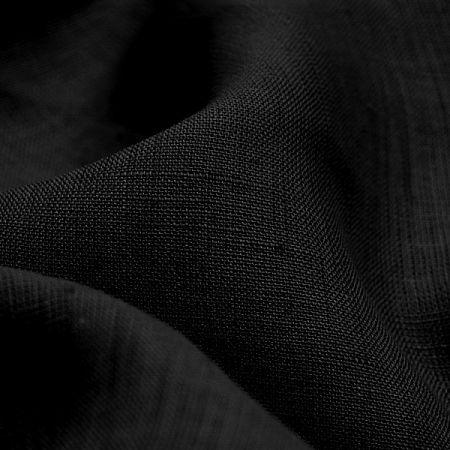 Len jemný černé barvy  