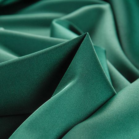 Satén matný jemný imitace hedvábí tmavá zelená