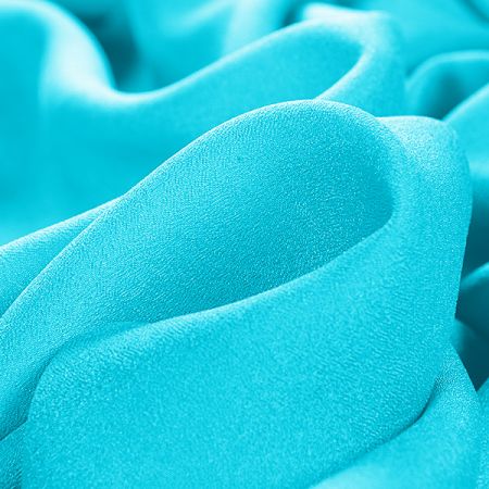 Krepdešín imitace hedvábí světle modré