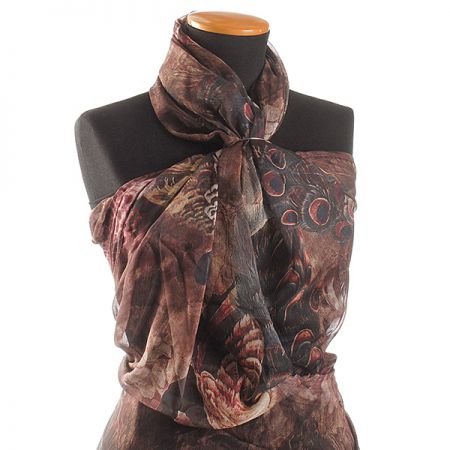 Šifon plise vzor velkých pávů