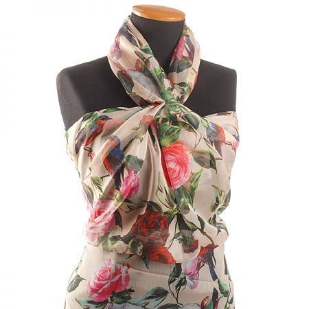 Šifon plise vzor růží/ptáčků šampáň