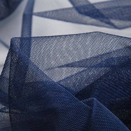 Tyl jemný splývavý tmavě modrý šíře 150 cm