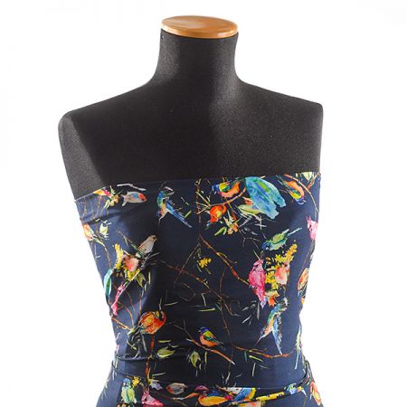 Krepdešín imitace hedvábí tisk ptáčci tm.modrý