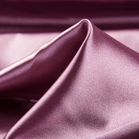 Satén pružný jemný starorůžové barvy