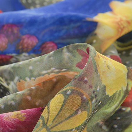 Šifon kaktusy s květy