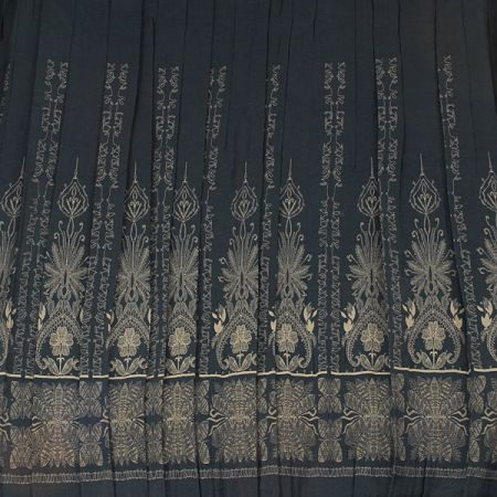 Látka kupón oboustranná výšivka tm. hnědá/béž