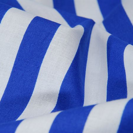 Bavlněná látka široký proužek modrý