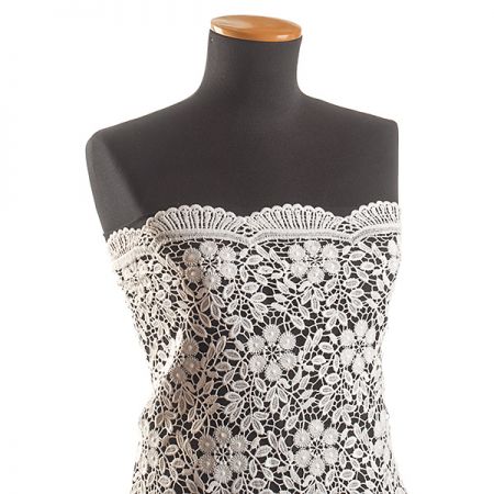 Hrubá krajka velký květ slonová kost