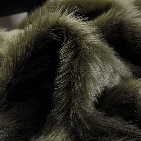 Imitace kožešiny/kůže jelenice oboustranná tm.zelená