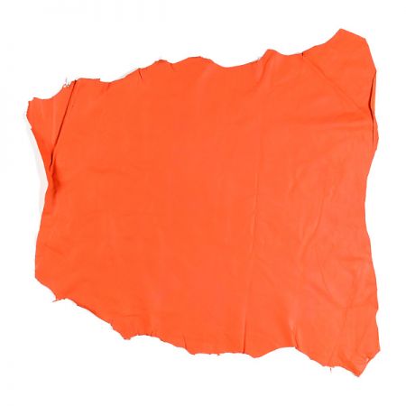 Pravá useň jehnětina skořicové barvy