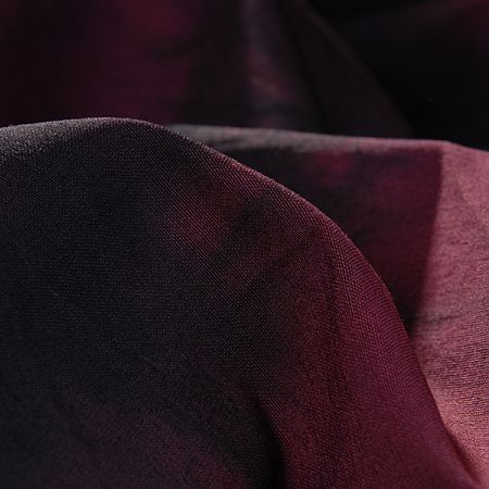 Riflovina pružná batika červenočerná