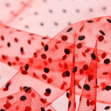 Tyl šatový sametový flock puntík červený/černý