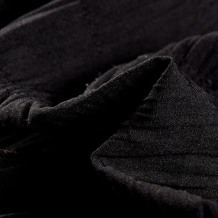 Šatová látka plisé černá