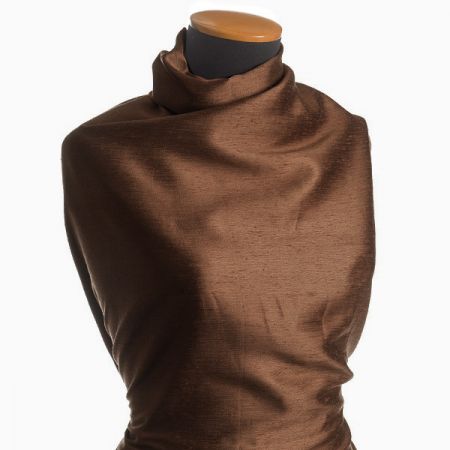 Šantung jednobarevný tmavě hnědý