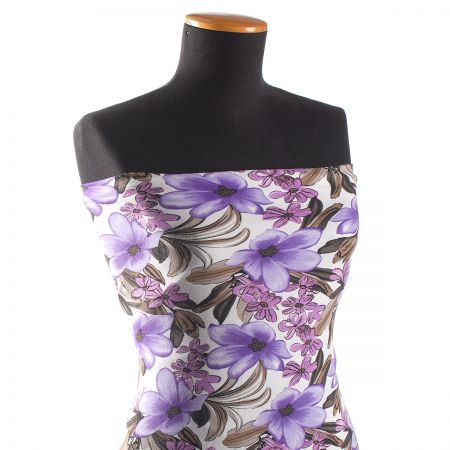 Úplet viskózový větší květinový vzor fialové barvy