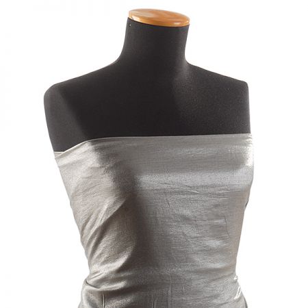 Lamé šatová látka stříbrnošedá tmavá