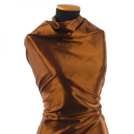 Taft hladký šanžán rezavo-černý