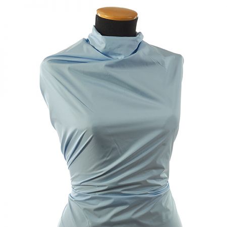 Taft hladký jemný světle modrý