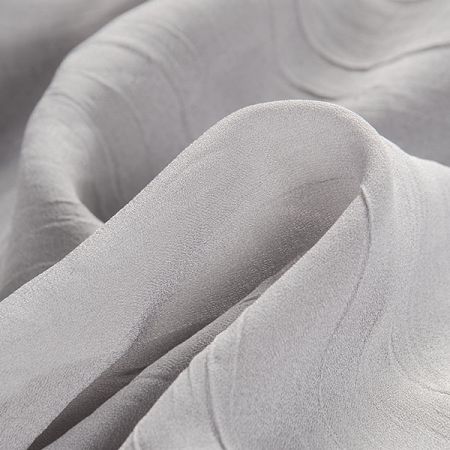 Žoržetšifon kreš světle šedý