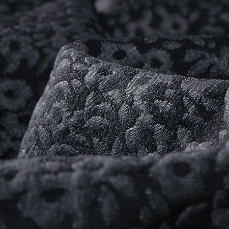 Efektní žakárová látka motiv drobných květů černá/šedá