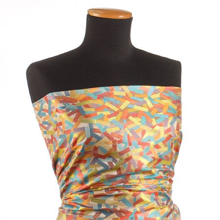 Brokát geometrický motiv béžový