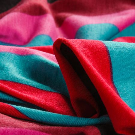 Úplet tenký vzor vlnky růžová vínová tyrkysová