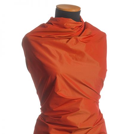 Taft  šanžán žlutočervený