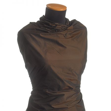 Taft šanžán hnědý