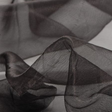 Organza silk jemná černé barvy