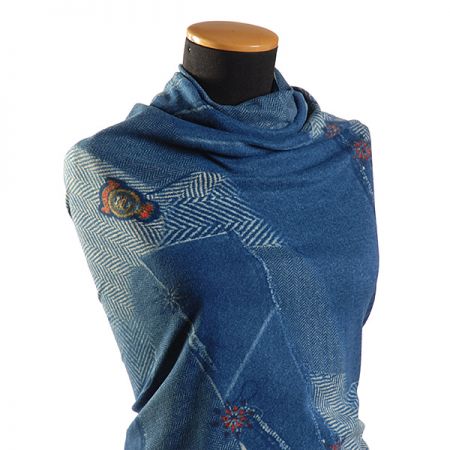 Pletenina jeansový motiv patchwork 