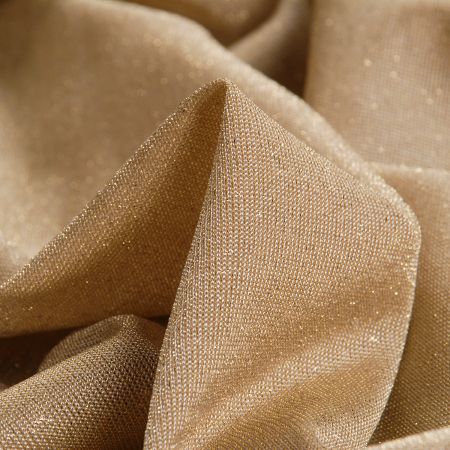 Lamé úplet jemný zatkané zlaté nitky