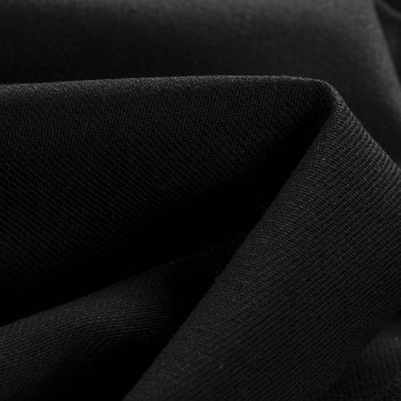 Bavlněná látka silnější černé barvy