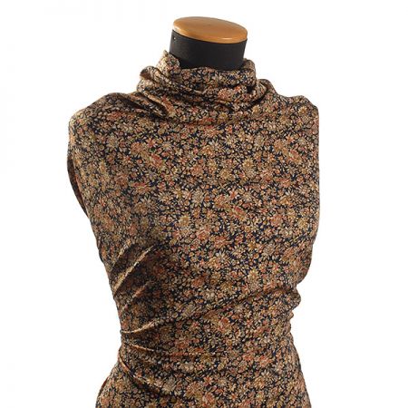 Jemná pružná látka květinový motiv hnědá/tm.modrá