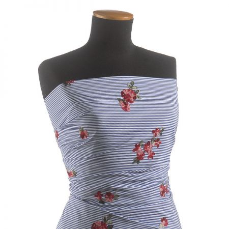 Bavlněná košilovka modrý proužek výšivka květy