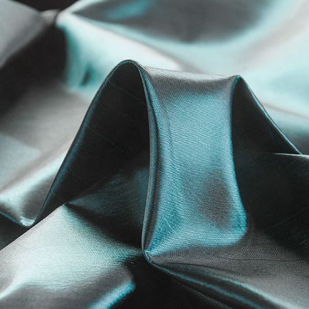 Taft hladký šanžán smaragdově zelený