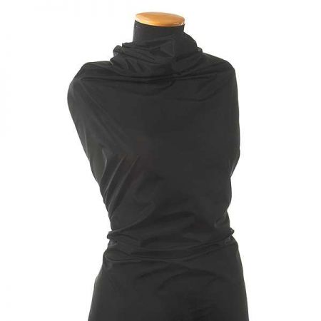 Taft hladký černý