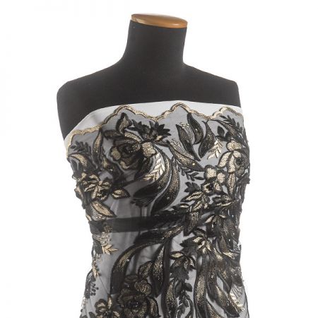 Krajka květy černozlaté