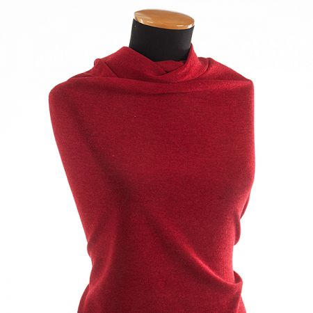 Teplejší silnější úplet buklé červená