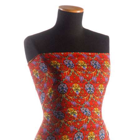 Etamín bavlna květy červený