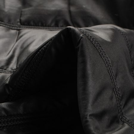 Prošev zateplená podšívka zdobý pruh černý