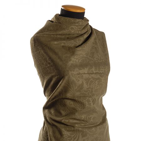 Efektní žakárová tkanina s květinovým vzorem 