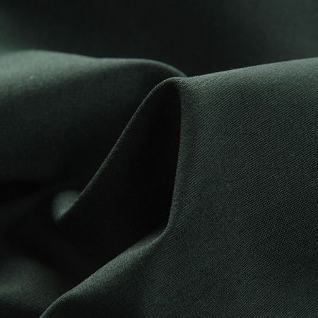 Úplet vyšší gramáže lahvově zelený