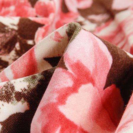 Samet pružný romantický vzor růží