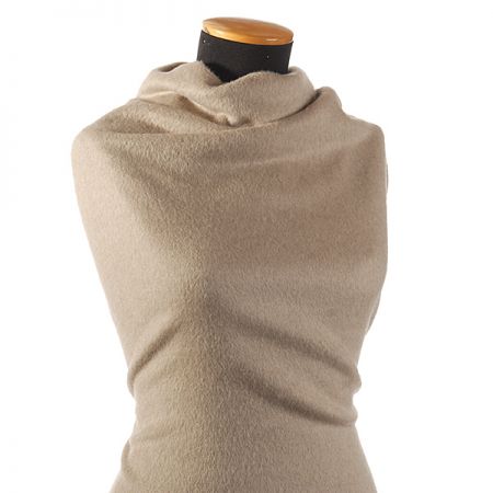 Kostýmová látka vlna, kašmír delší vlas béžový