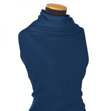 Flauš vlna směs tmavší modré barvy