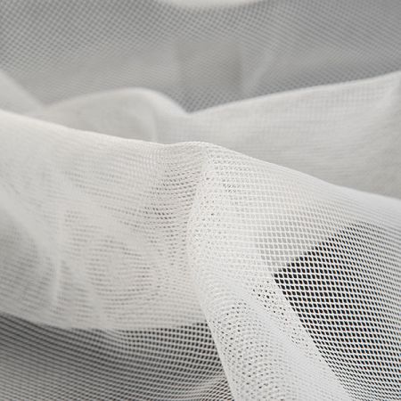 Tyl měkčený jemný smetanové barvy