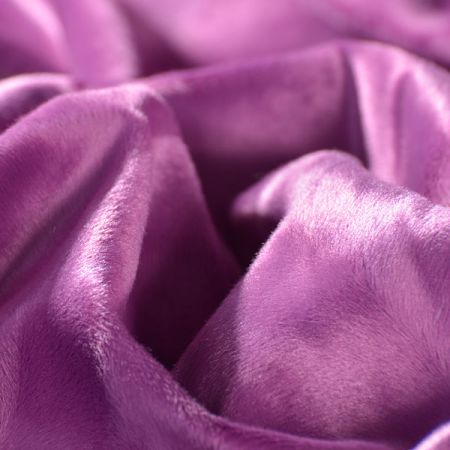 Metráž imitace zvířecí srsti "panter" fialový