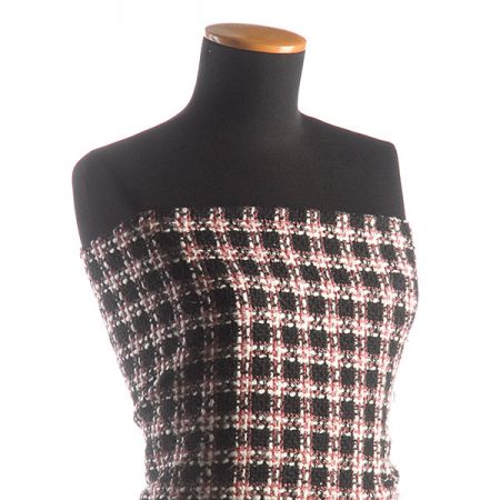 Kostýmová látka plastický vzor