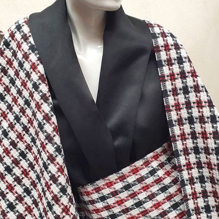 Kostýmová látka imitace ručně tkaná tmavě červená